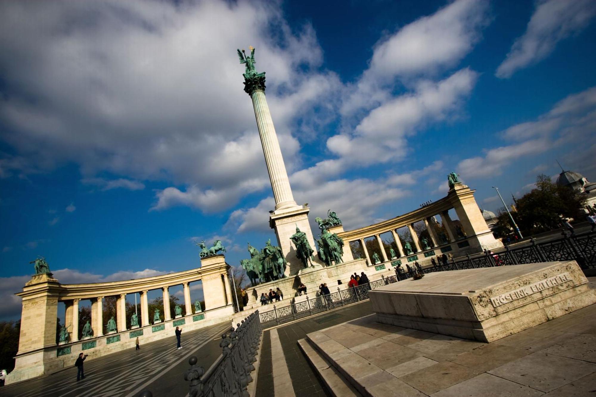 Little Americas National Parks Apartments Budapest Extérieur photo